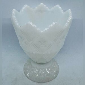 Vintage E.O. Brody Co. MJ-21 Milk Glass Footed Planter/Vase